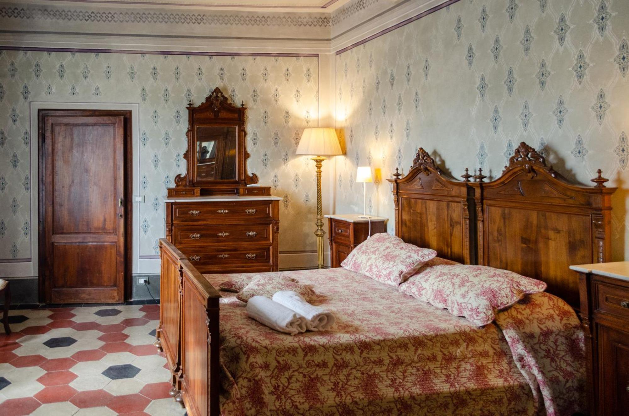 Antica Dimora Leones Bed & Breakfast Palaia Exterior photo