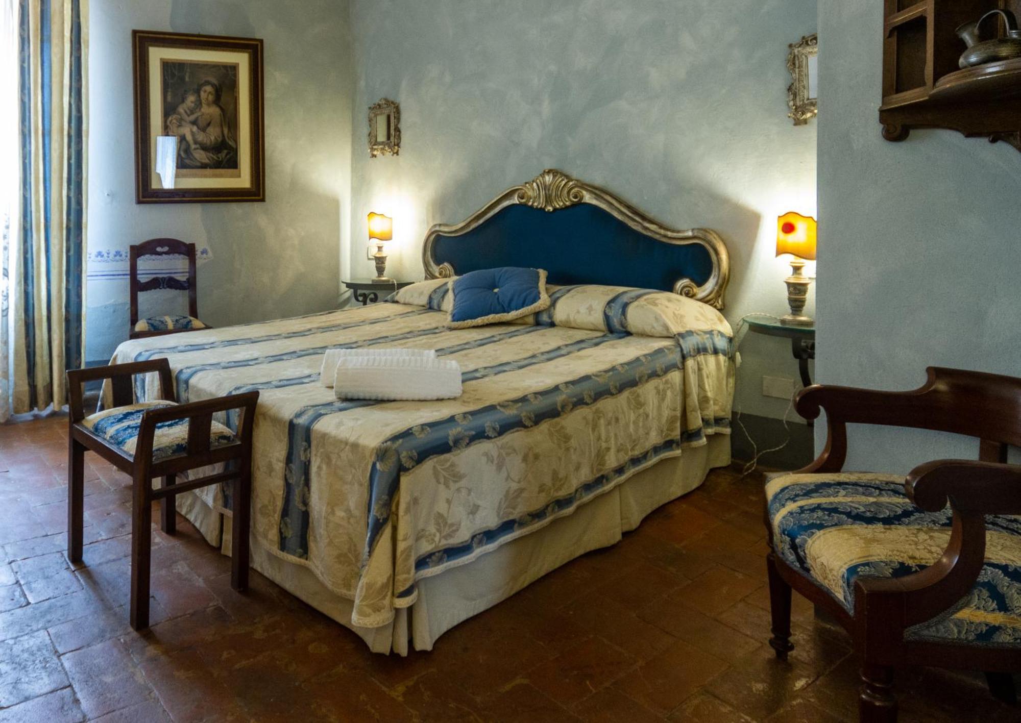 Antica Dimora Leones Bed & Breakfast Palaia Exterior photo