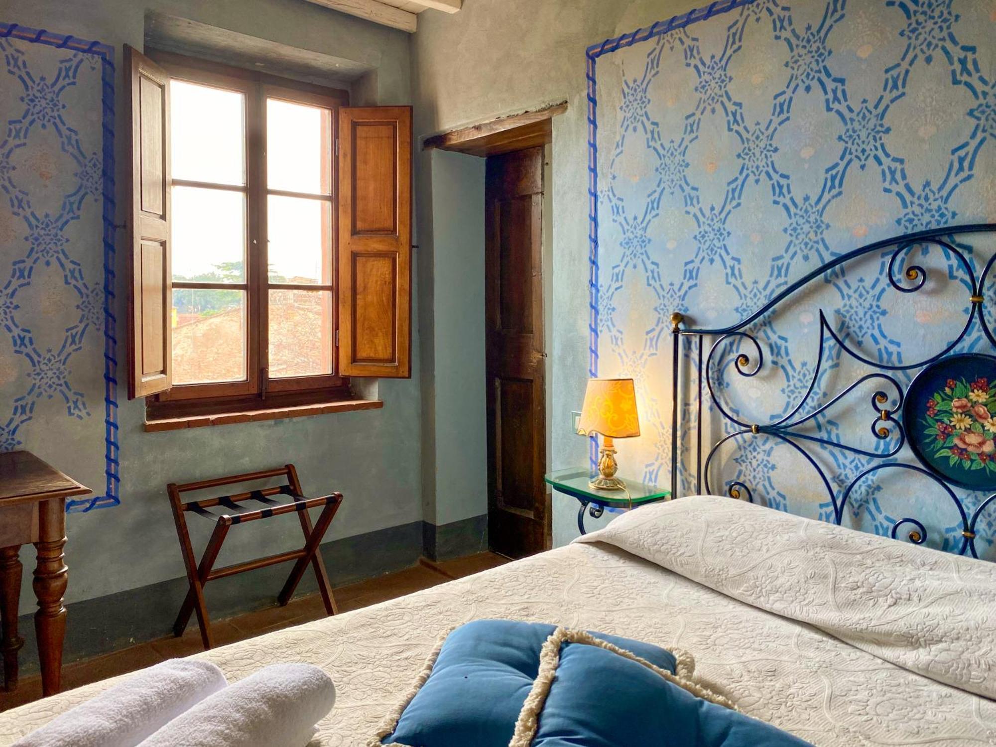 Antica Dimora Leones Bed & Breakfast Palaia Exterior photo
