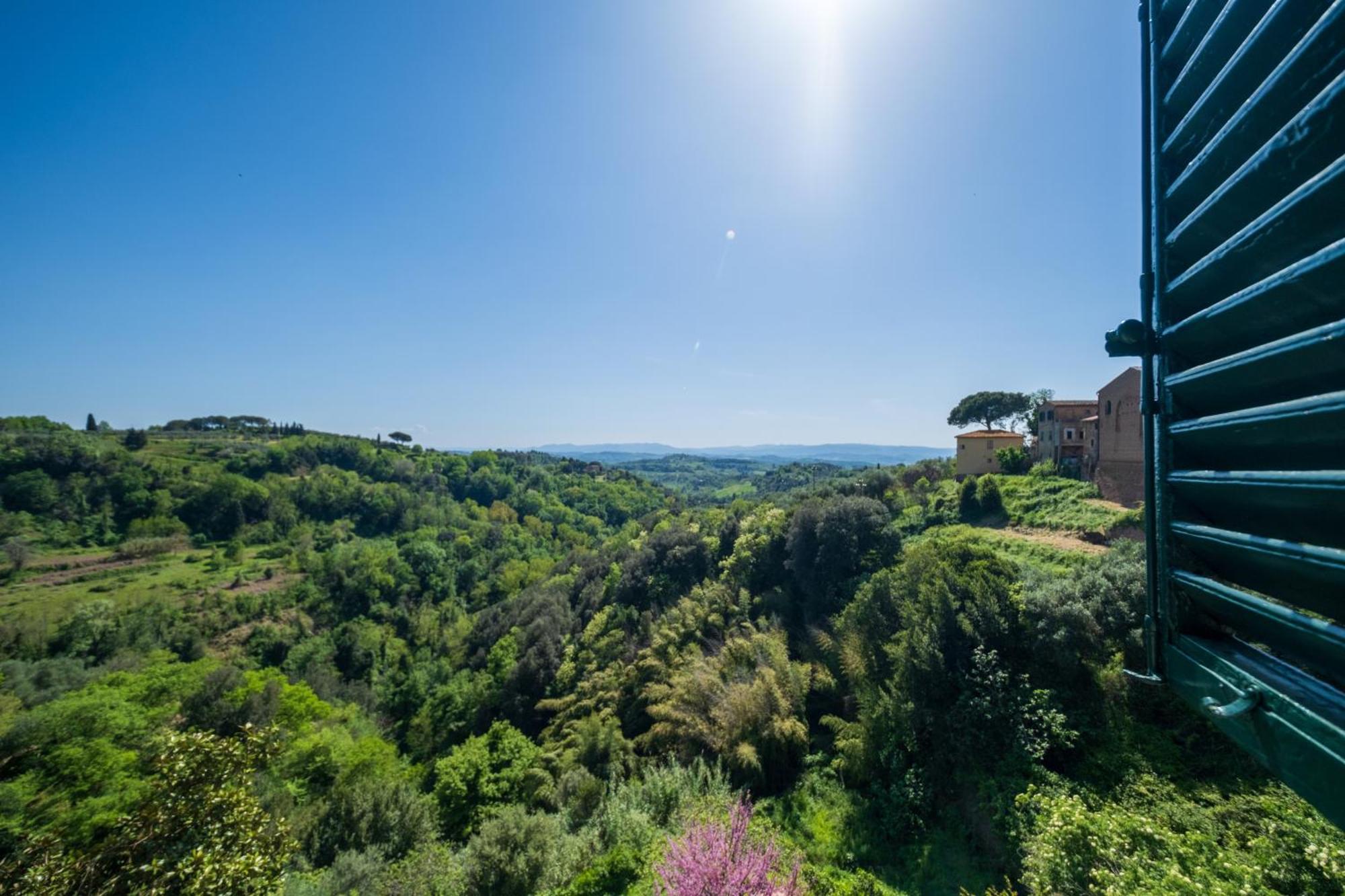 Antica Dimora Leones Bed & Breakfast Palaia Exterior photo