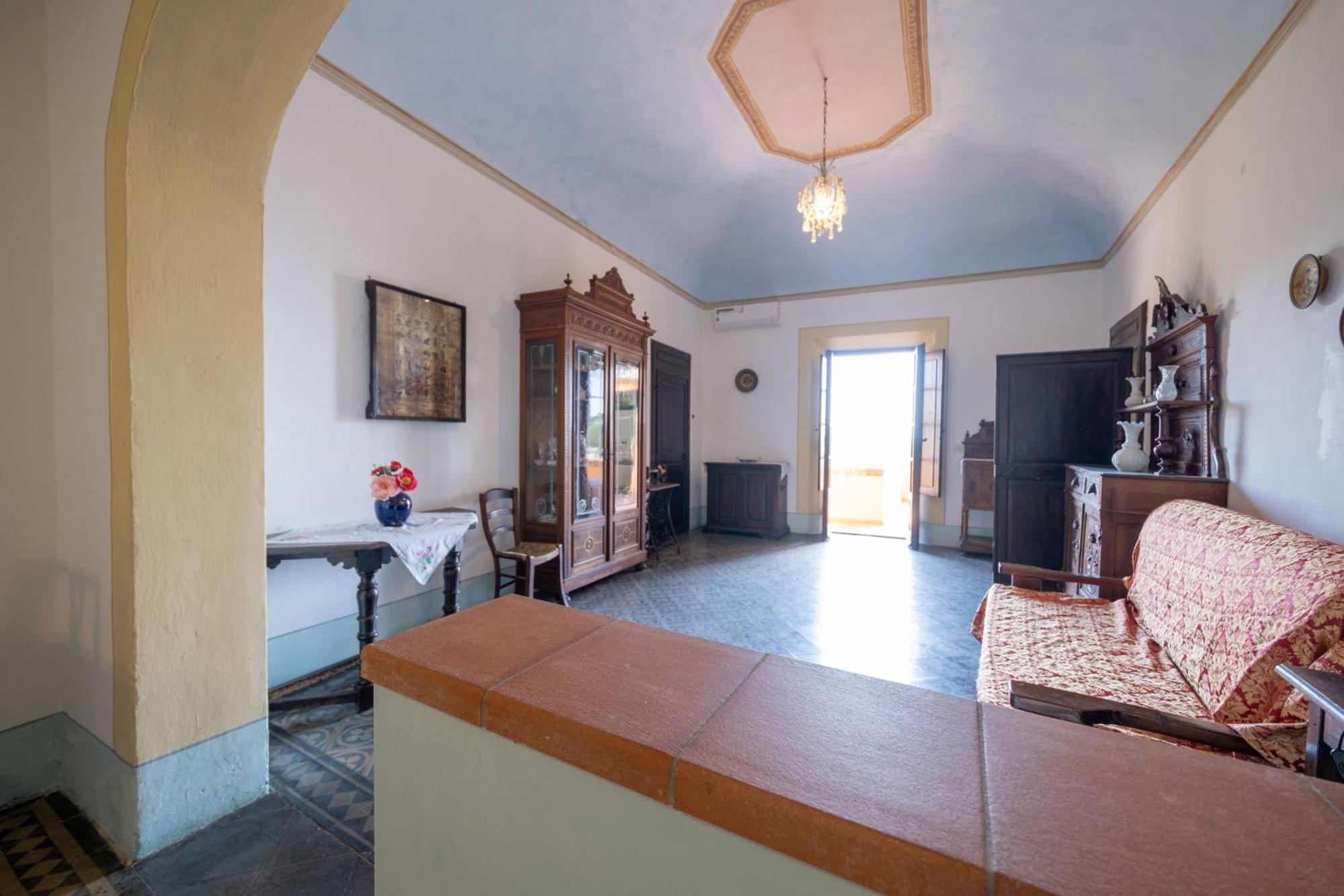 Antica Dimora Leones Bed & Breakfast Palaia Exterior photo